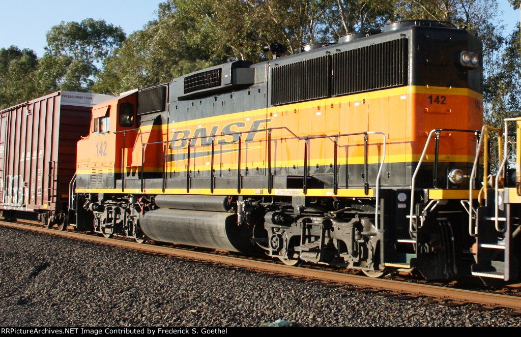 BNSF 142